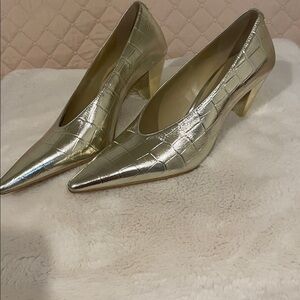 Michael Kors crocco Congo metallic leather pumps in gold